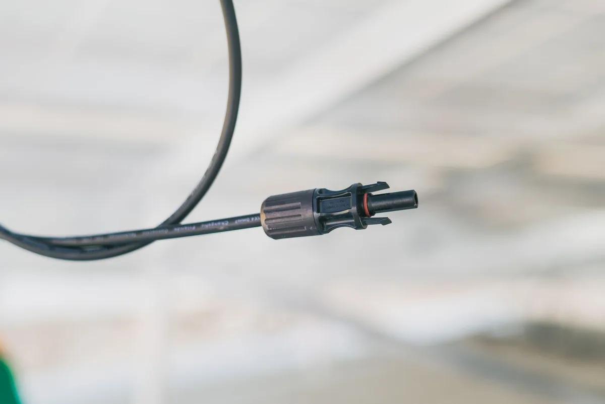 Connecteur MC4 extérieur avec joint d'étanchéité IP67 et gaine thermique de protection