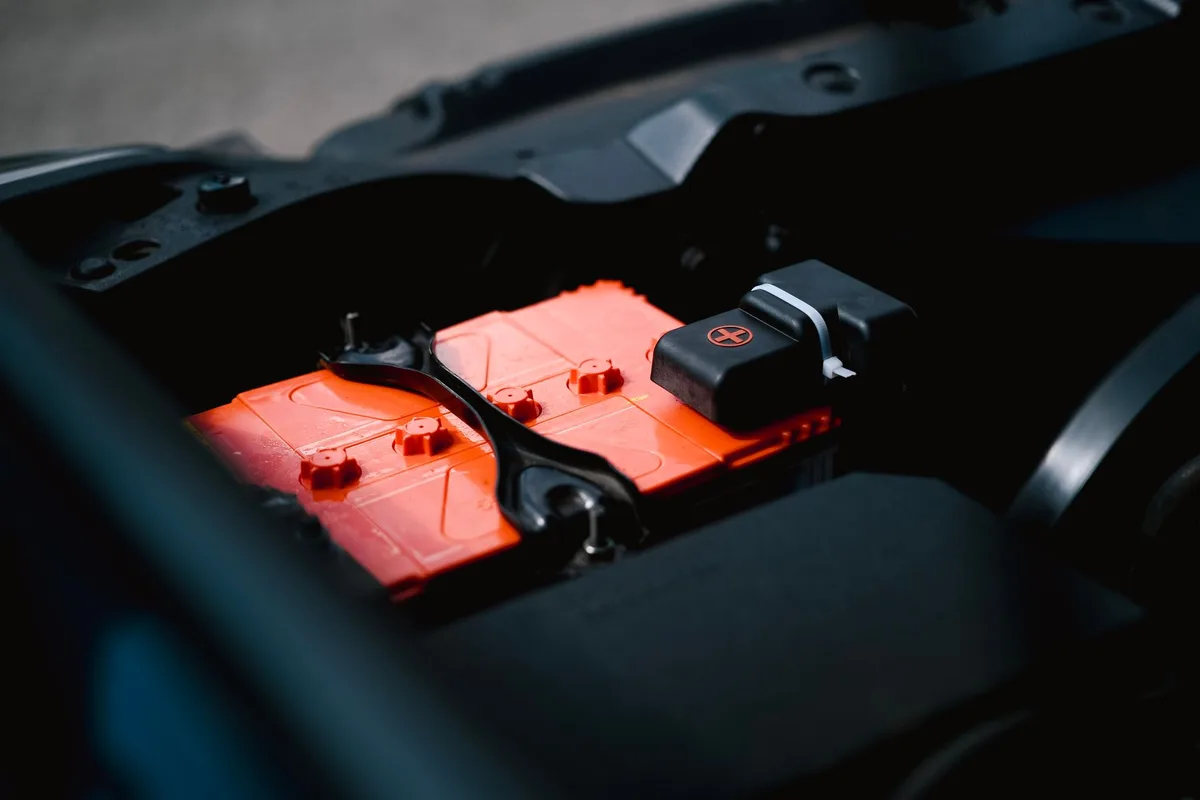Système de stockage solaire batterie murale installation résidentielle