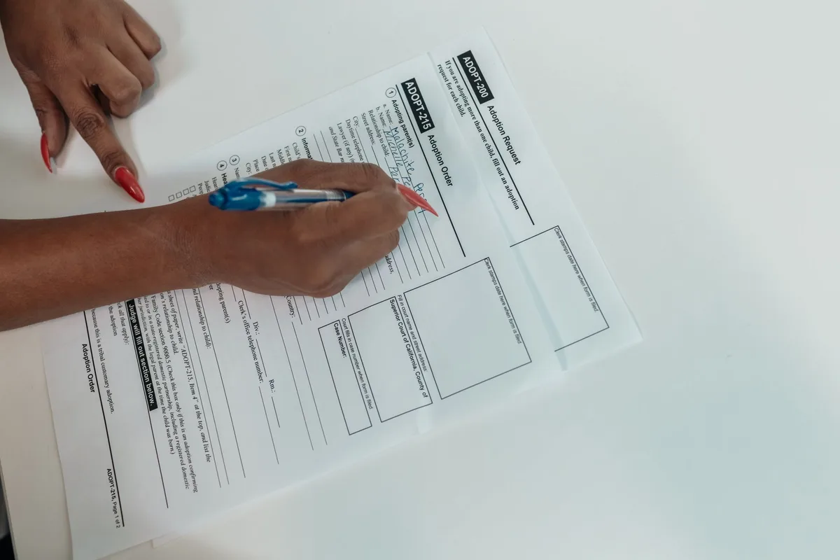 Formulaires administratifs et documentation dossier installation solaire