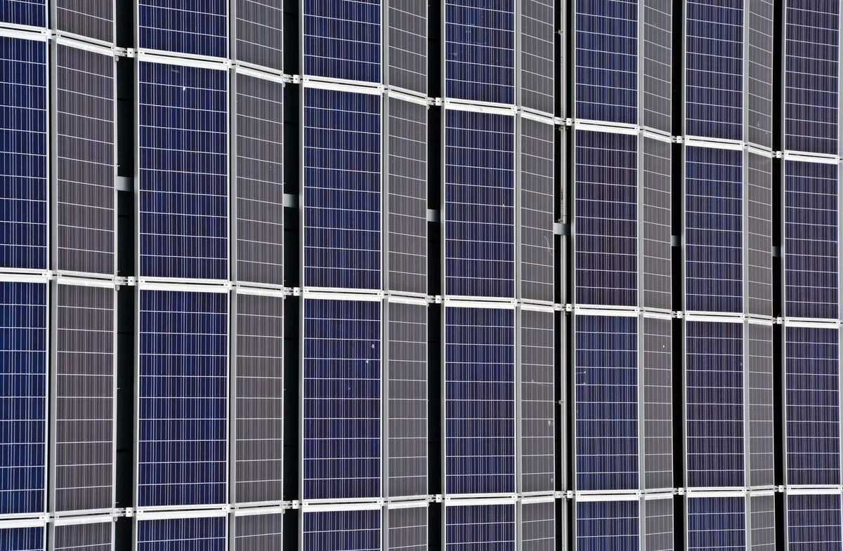 Capteur solaire plans gros plan installation