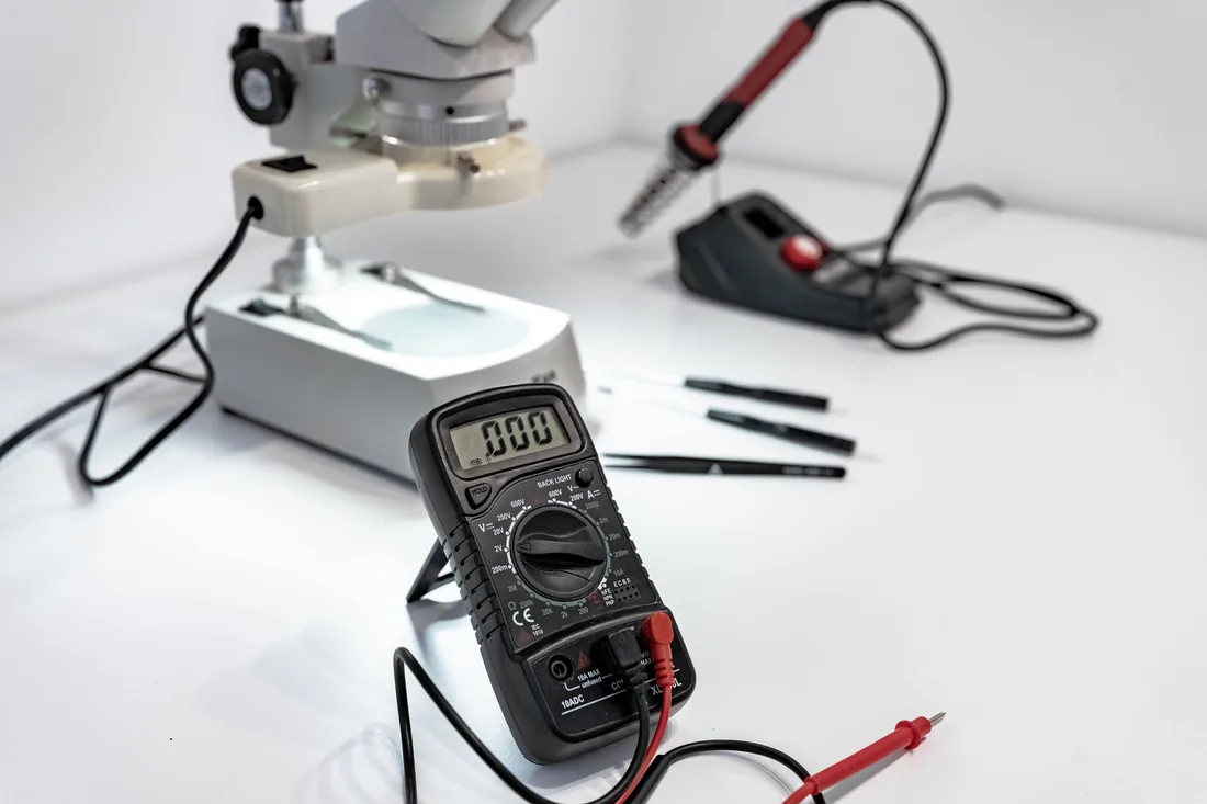 mesure de polarité sur un pont redresseur 12V